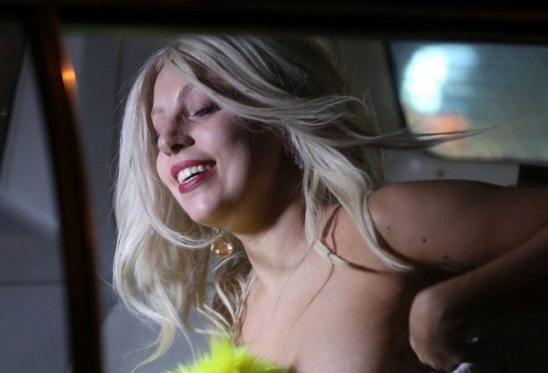 Lady Gaga Tits (1 Photo) 2