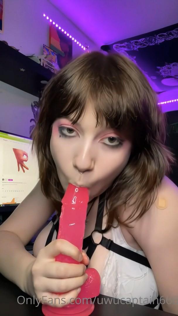 Touki00 Lingerie Dildo Blowjob Onlyfans Video Leaked