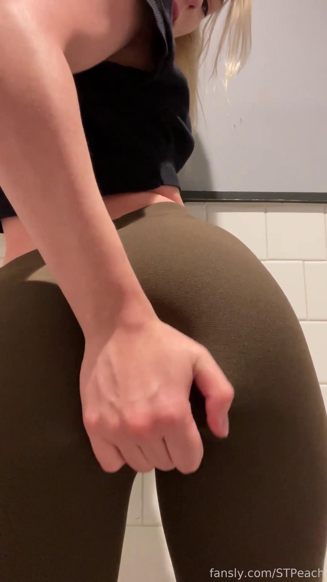 Stpeach Public Bathroom Fansly Video Leaked